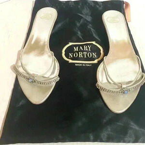 Mary Norton ltaly heel silver leather sandals